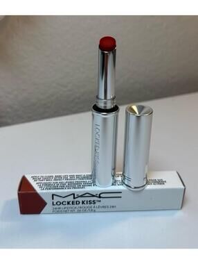 M•A•C LOCKED KISS 24HR LIPSTICK-99 Extra Chili
